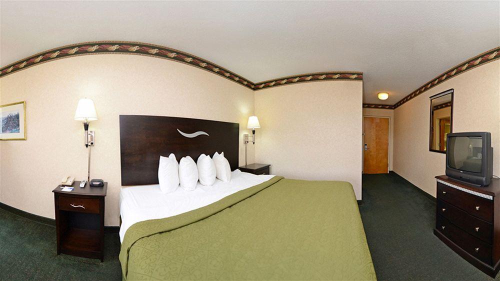 Red Carpet Inn & Suites Carneys Point/Wilmington Экстерьер фото